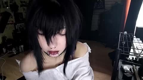 Lina online show from 02/16/26, 11:06