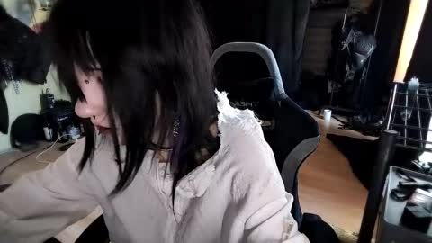 Lina online show from 02/18/26, 11:06