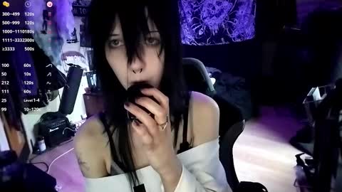 Lina online show from 03/29/26, 03:12