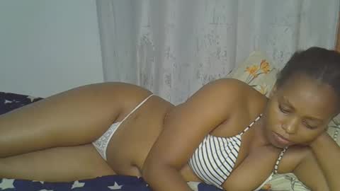 Snapshot of tabspixie chatting on 04/01/26, 12:33 tabspixie online show from 04/01/26, 12:33