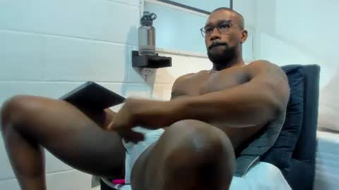 Snapshot of tafari_1 chatting on 07/16/26, 01:50 Tafari Zulu online show from 07/16/26, 01:50
