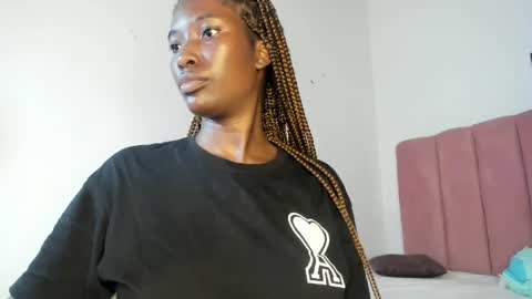 Snapshot of tahira_21 chatting on 04/21/26, 01:42 Tahira online show from 04/21/26, 01:42