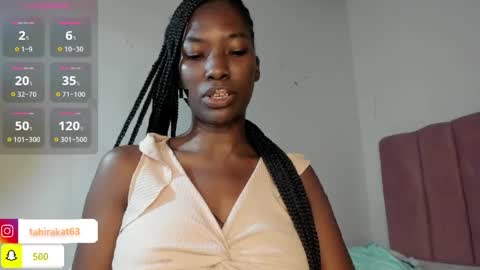 Snapshot of tahira_21 chatting on 05/12/26, 08:06 Tahira online show from 05/12/26, 08:06