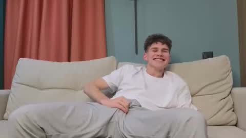 Alex online show from 01/12/26, 05:07