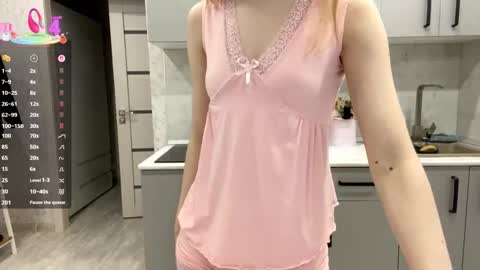 Tessa online show from 02/16/26, 09:05