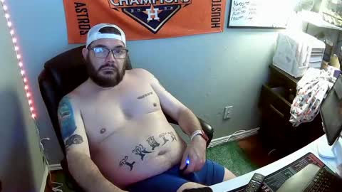 Snapshot of taintnuzzler_13 chatting on 10/04/25, 07:28 TaintNuzzler online show from 10/04/25, 07:28