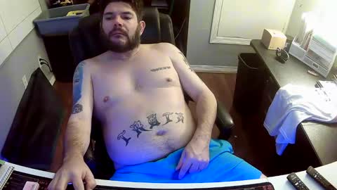 Snapshot of taintnuzzler_13 chatting on 11/08/25, 05:56 TaintNuzzler online show from 11/08/25, 05:56