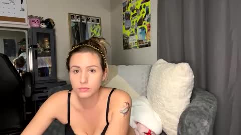 Snapshot of taishabubblebutt chatting on 12/01/24, 11:47 Taishabubblebutt online show from 12/01/24, 11:47