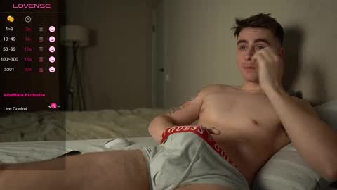 Snapshot of taisonbrownx chatting on 11/13/25, 03:16 Taison online show from 11/13/25, 03:16