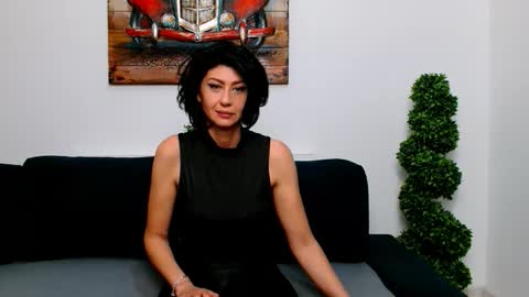 Snapshot of taissa1 chatting on 10/11/25, 10:30 Taissa1 online show from 10/11/25, 10:30