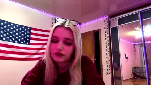 Mia online show from 03/02/26, 05:20