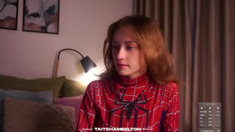 Mia online show from 11/02/25, 01:19