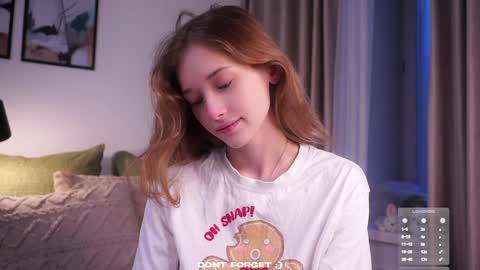 Mia online show from 11/14/25, 01:37