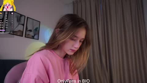 Mia online show from 02/13/26, 01:45