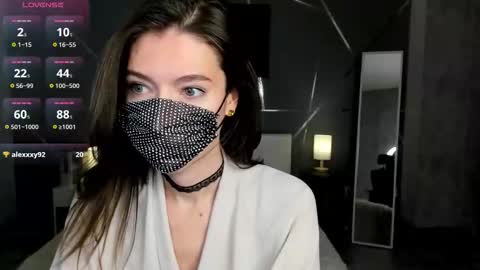 Snapshot of take_me_to_moon chatting on 12/04/25, 01:48 Sasha online show from 12/04/25, 01:48