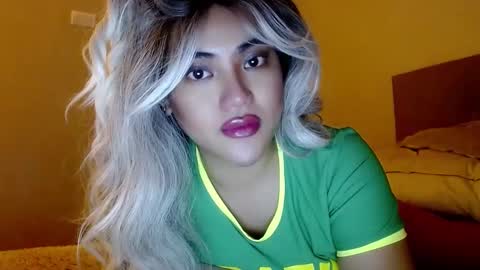 Lena online show from 12/10/24, 04:17