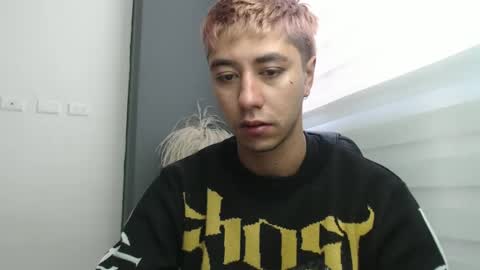 talhi_ online show from 02/09/25, 01:46