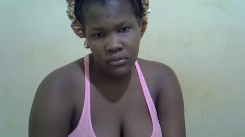 Snapshot of taliah254 chatting on 03/11/25, 04:54 taliah254 online show from 03/11/25, 04:54