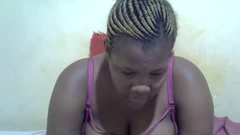 Snapshot of taliah254 chatting on 09/17/25, 03:52 taliah254 online show from 09/17/25, 03:52