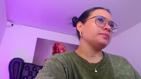 taliana36 online show from 02/03/25, 12:47