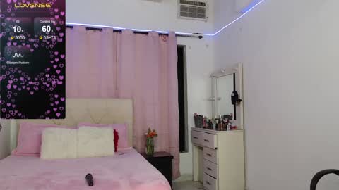 taliana  modelo independiente online show from 12/30/24, 05:37