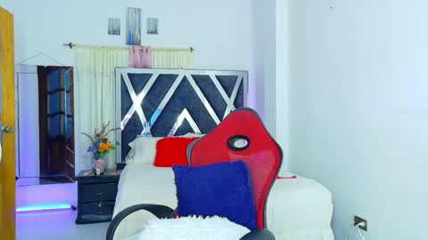 taliana  modelo independiente online show from 03/30/26, 02:12