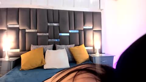 Snapshot of talianavega chatting on 02/19/25, 04:33 tali online show from 02/19/25, 04:33