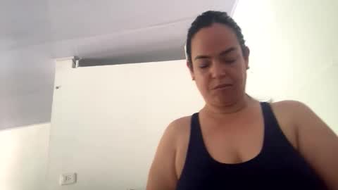 Snapshot of talianavega chatting on 10/01/25, 12:22 tali online show from 10/01/25, 12:22