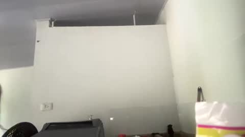 Snapshot of talianavega chatting on 10/24/25, 11:50 tali online show from 10/24/25, 11:50