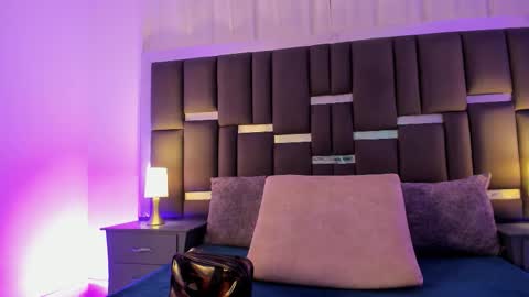 Snapshot of talianavega chatting on 10/30/25, 07:25 tali online show from 10/30/25, 07:25