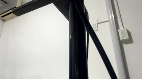 Snapshot of talianavega chatting on 12/21/25, 07:21 tali online show from 12/21/25, 07:21