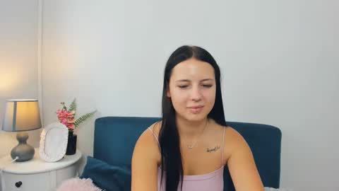 taliasensitive online show from 09/19/25, 11:00