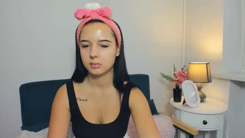 taliasensitive online show from 10/16/25, 07:09