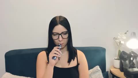 Snapshot of taliasensitive chatting on 02/17/26, 10:12 taliasensitive online show from 02/17/26, 10:12