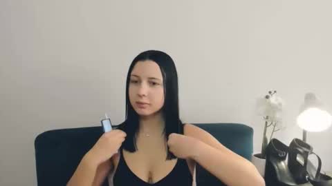 Snapshot of taliasensitive chatting on 03/18/26, 08:50 taliasensitive online show from 03/18/26, 08:50