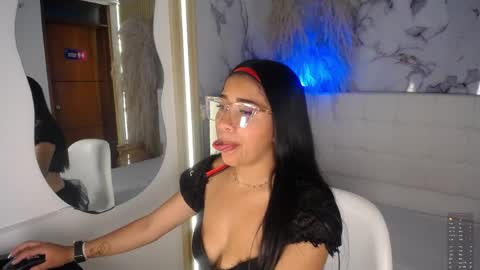 taliasweett online show from 05/13/26, 08:16