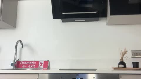 Snapshot of taliavaine chatting on 10/09/25, 05:44 Talia online show from 10/09/25, 05:44