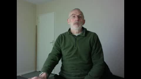 Snapshot of taliesin4321 chatting on 12/25/24, 07:56 Jack Pierrot online show from 12/25/24, 07:56