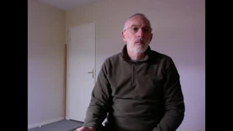 Snapshot of taliesin4321 chatting on 12/28/24, 12:45 Jack Pierrot online show from 12/28/24, 12:45