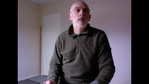 Snapshot of taliesin4321 chatting on 12/29/24, 12:01 Jack Pierrot online show from 12/29/24, 12:01