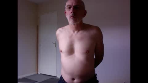 Snapshot of taliesin4321 chatting on 01/01/25, 12:33 Jack Pierrot online show from 01/01/25, 12:33