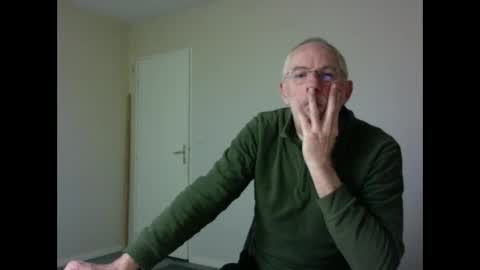 Snapshot of taliesin4321 chatting on 01/01/25, 08:04 Jack Pierrot online show from 01/01/25, 08:04