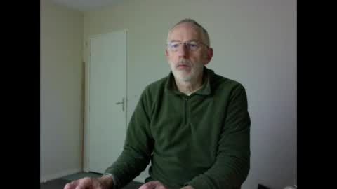 Snapshot of taliesin4321 chatting on 01/05/25, 05:09 Jack Pierrot online show from 01/05/25, 05:09