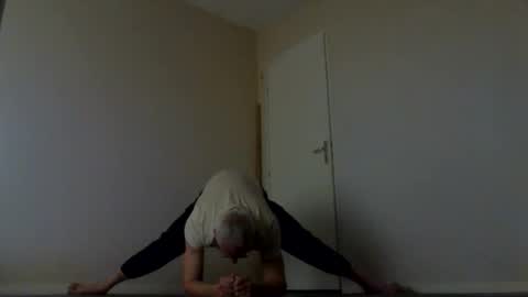 Snapshot of taliesin4321 chatting on 01/06/25, 06:03 Jack Pierrot online show from 01/06/25, 06:03