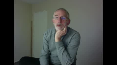 Snapshot of taliesin4321 chatting on 01/19/25, 08:41 Jack Pierrot online show from 01/19/25, 08:41