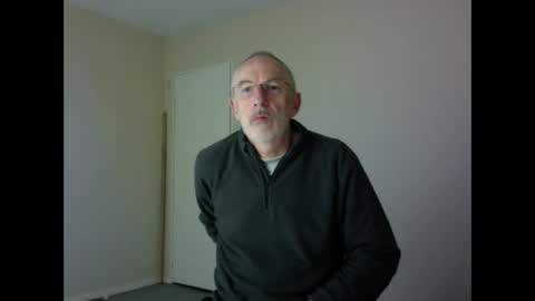 Snapshot of taliesin4321 chatting on 02/20/25, 03:01 Jack Pierrot online show from 02/20/25, 03:01