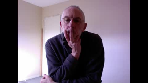 Snapshot of taliesin4321 chatting on 03/08/25, 01:14 Jack Pierrot online show from 03/08/25, 01:14