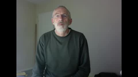 Snapshot of taliesin4321 chatting on 11/01/25, 04:25 Jack Pierrot online show from 11/01/25, 04:25