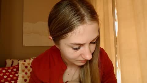  Kira  online show from 02/19/25, 09:17