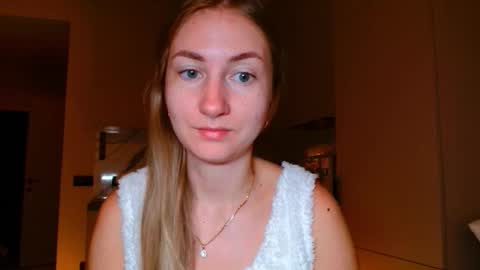  Kira  online show from 12/01/25, 06:51